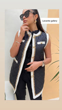 Load image into Gallery viewer, Quilted vest with chain