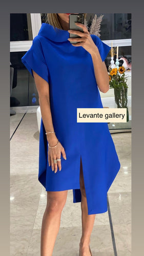 Cutout dress in blue